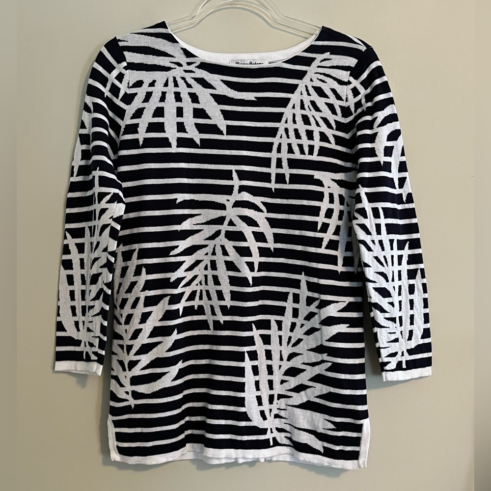 TOMMY BAHAMA | Small | Very SOFT!